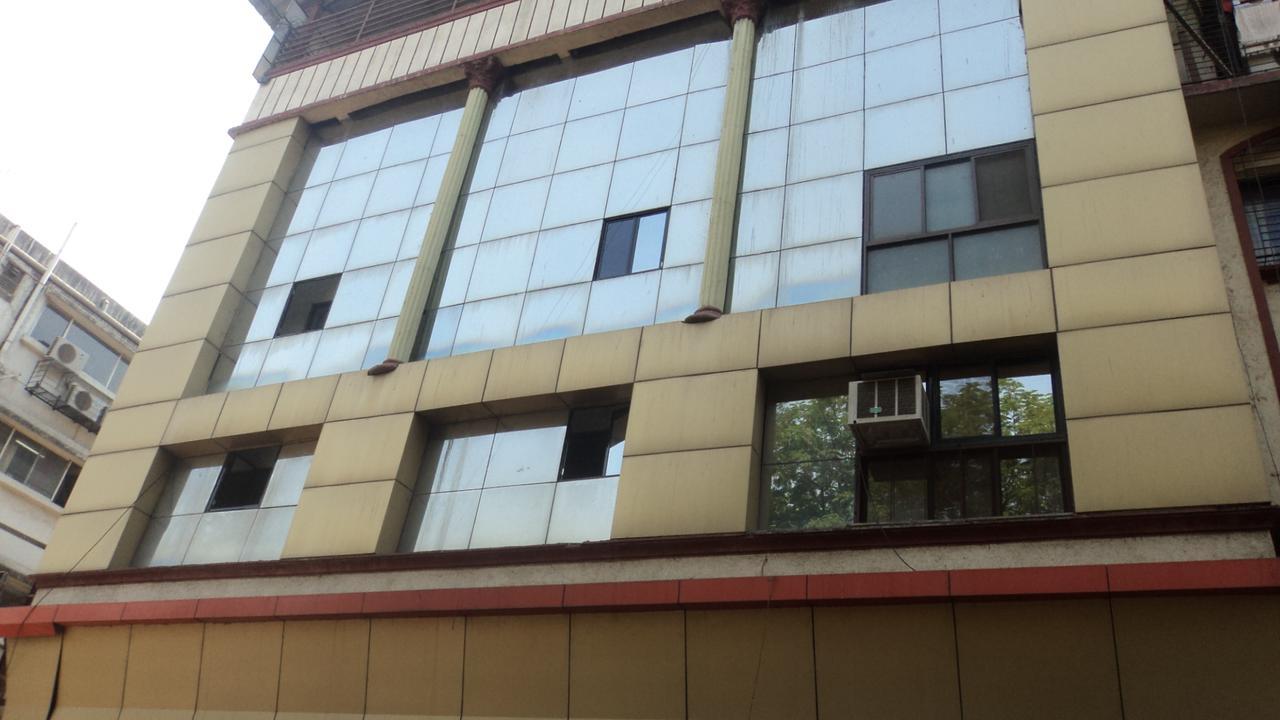 Girija Payyade Hotel Kalyan Ngoại thất bức ảnh